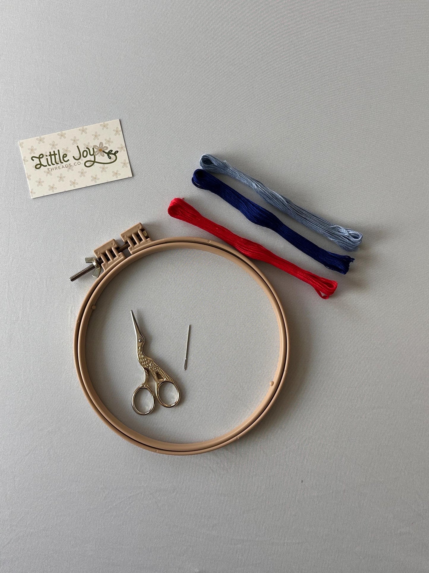 EMBROIDERY KIT American Bow Flag - Tutorial and DIY embroidery kit - hand embroidery pattern & blueprint